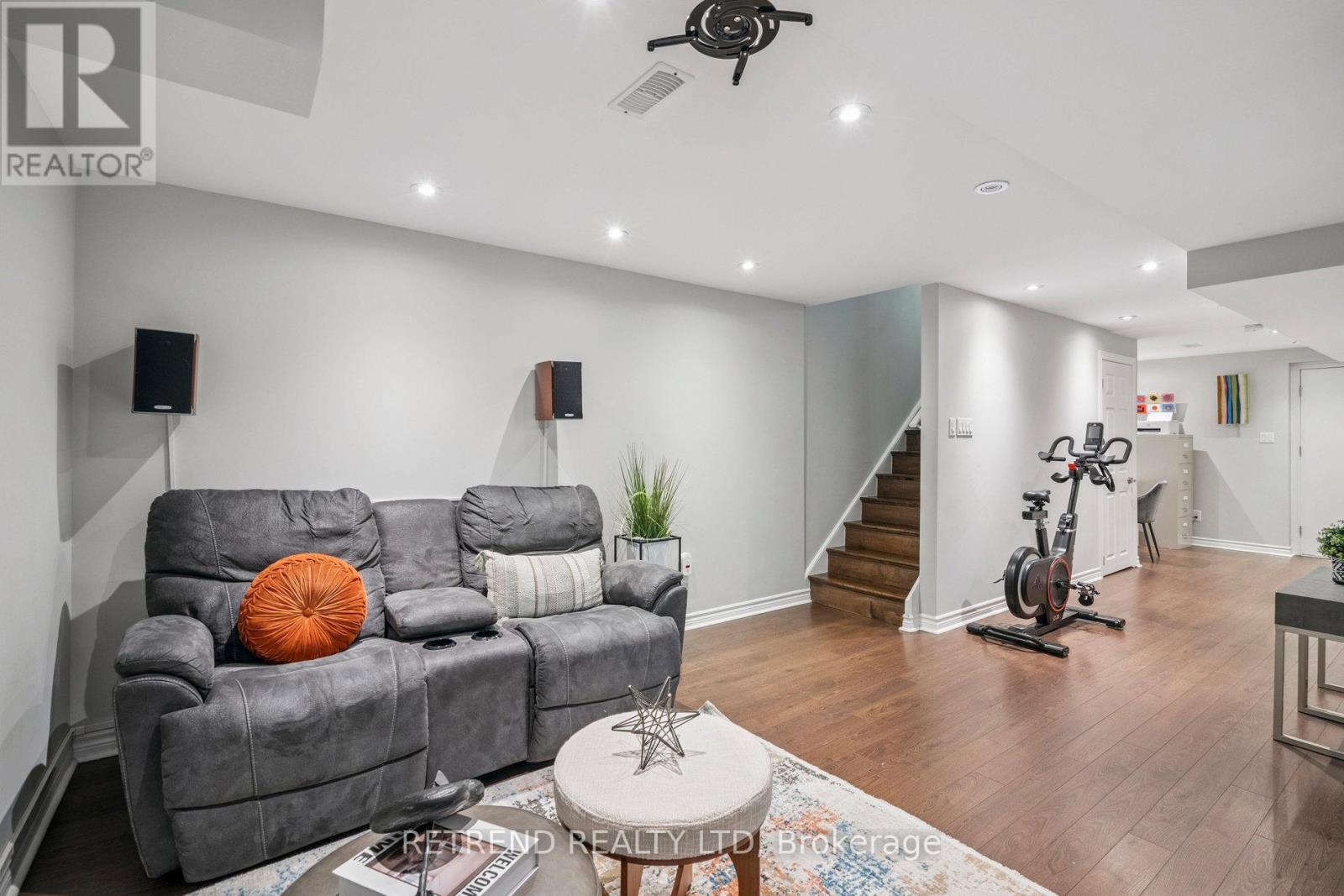 Photo 28 of 48 Gauguin Avenue, Vaughan ON