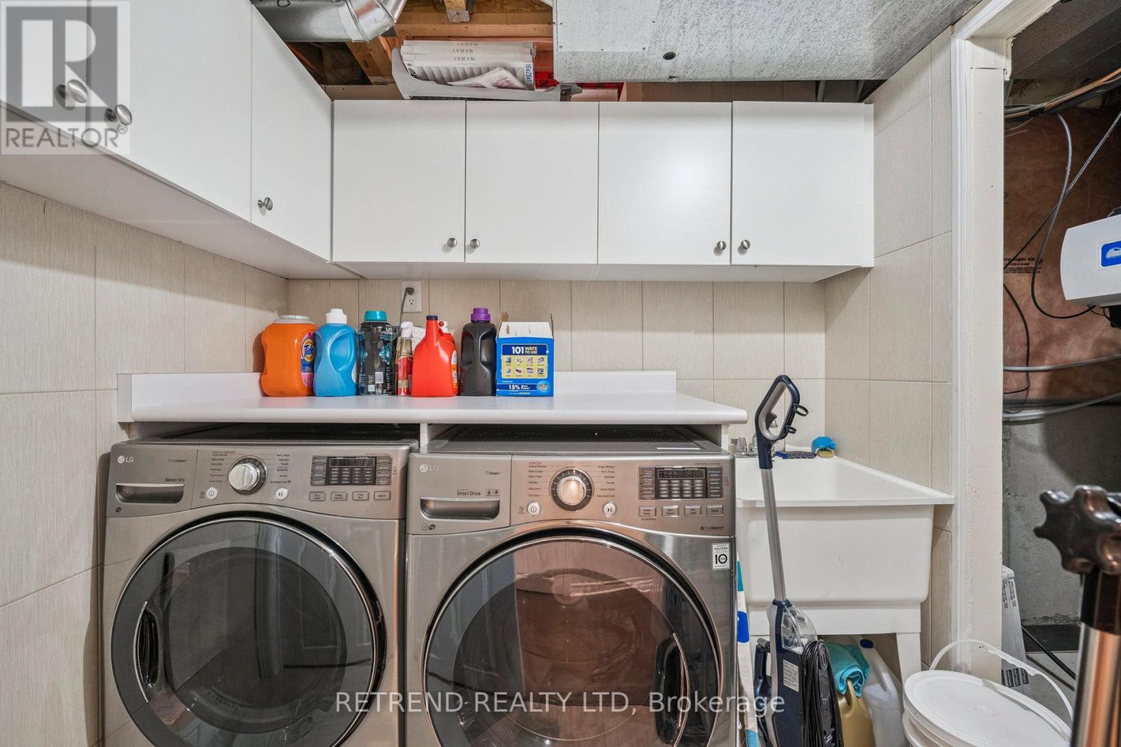 Photo 33 of 48 Gauguin Avenue, Vaughan ON