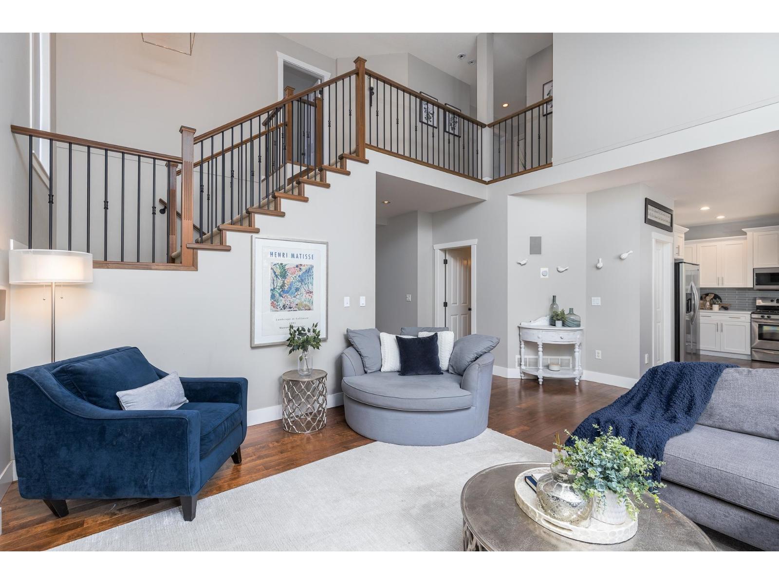 Photo 6 of 19705 69 B Avenue, Langley BC