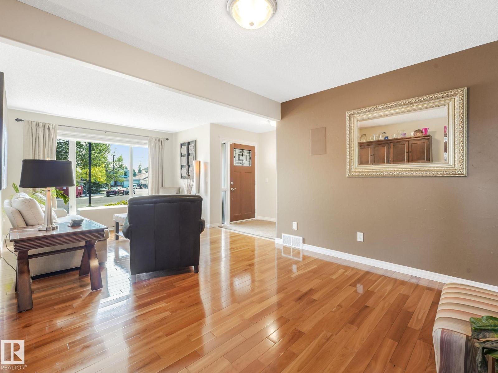 Photo 15 of 223 Ormsby Road East Nw Nw, Edmonton AB