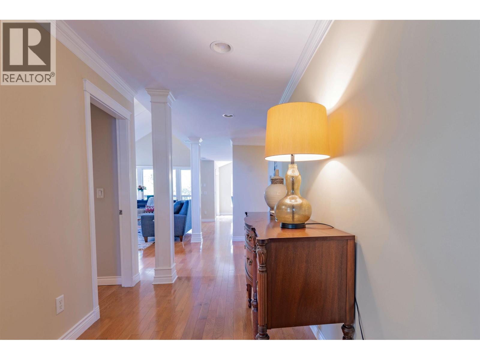 Photo 3 of 23766 110 Avenue, Maple Ridge BC