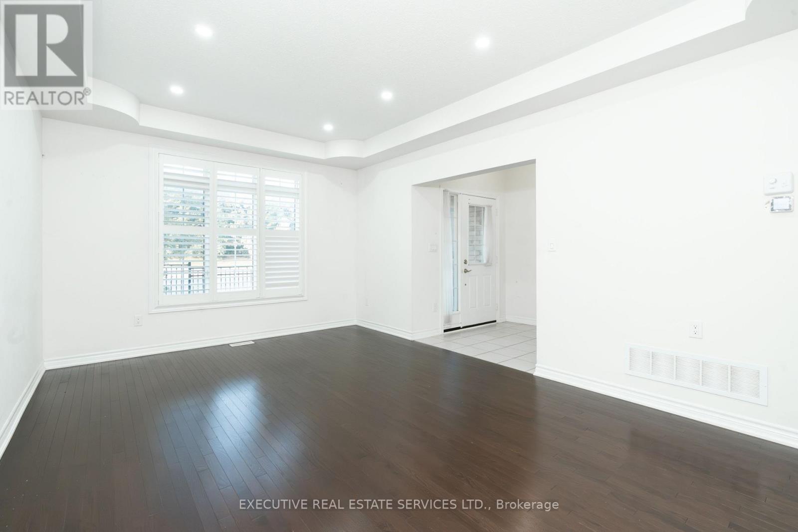Photo 22 of 64 Hatton Court, Brampton ON