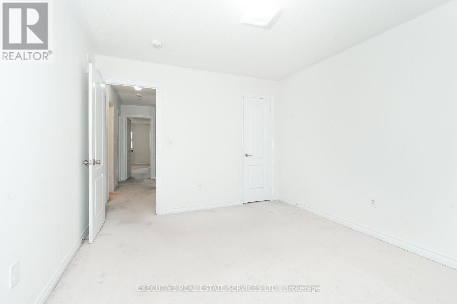 Photo 34 of 64 Hatton Court, Brampton ON