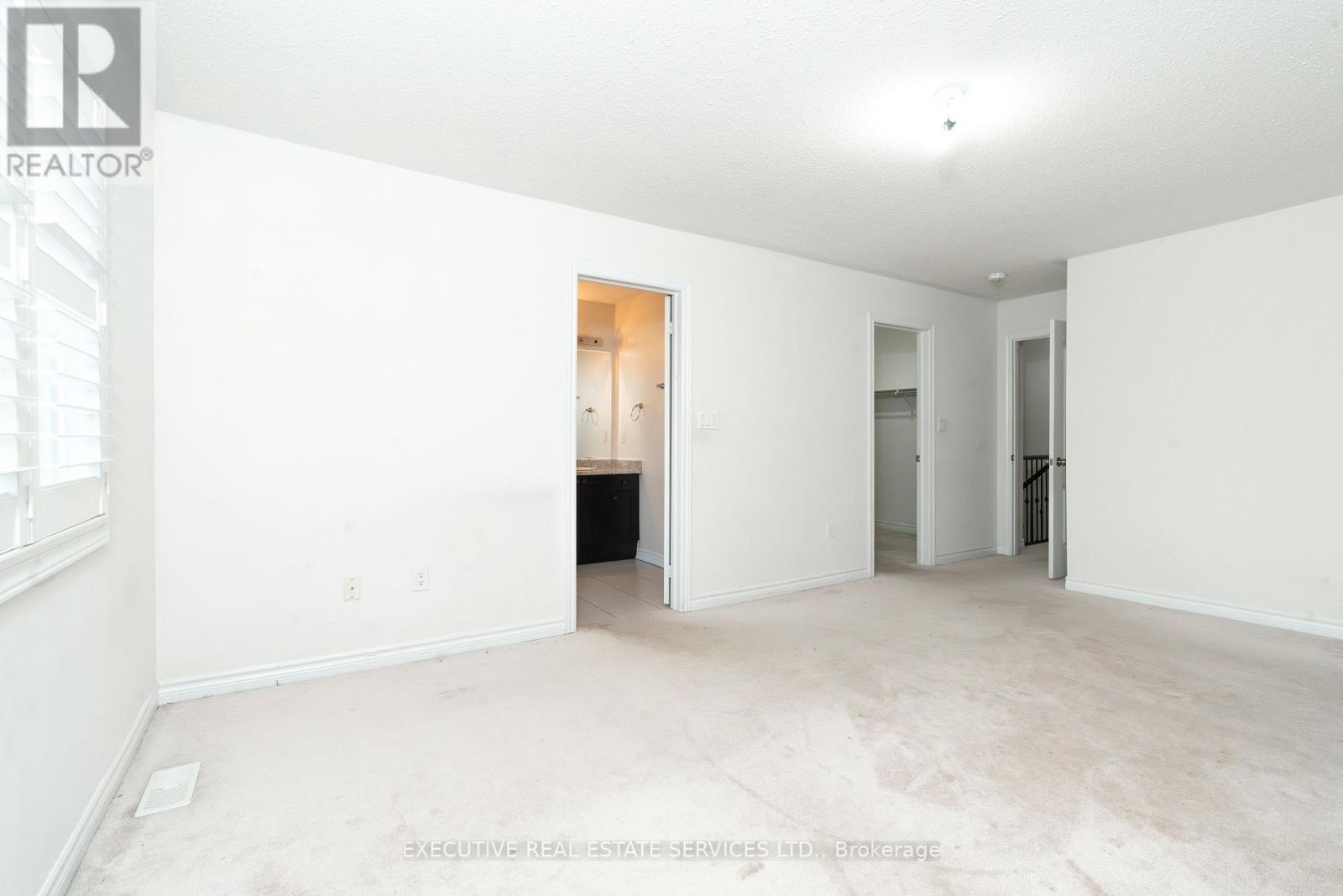 Photo 46 of 64 Hatton Court, Brampton ON