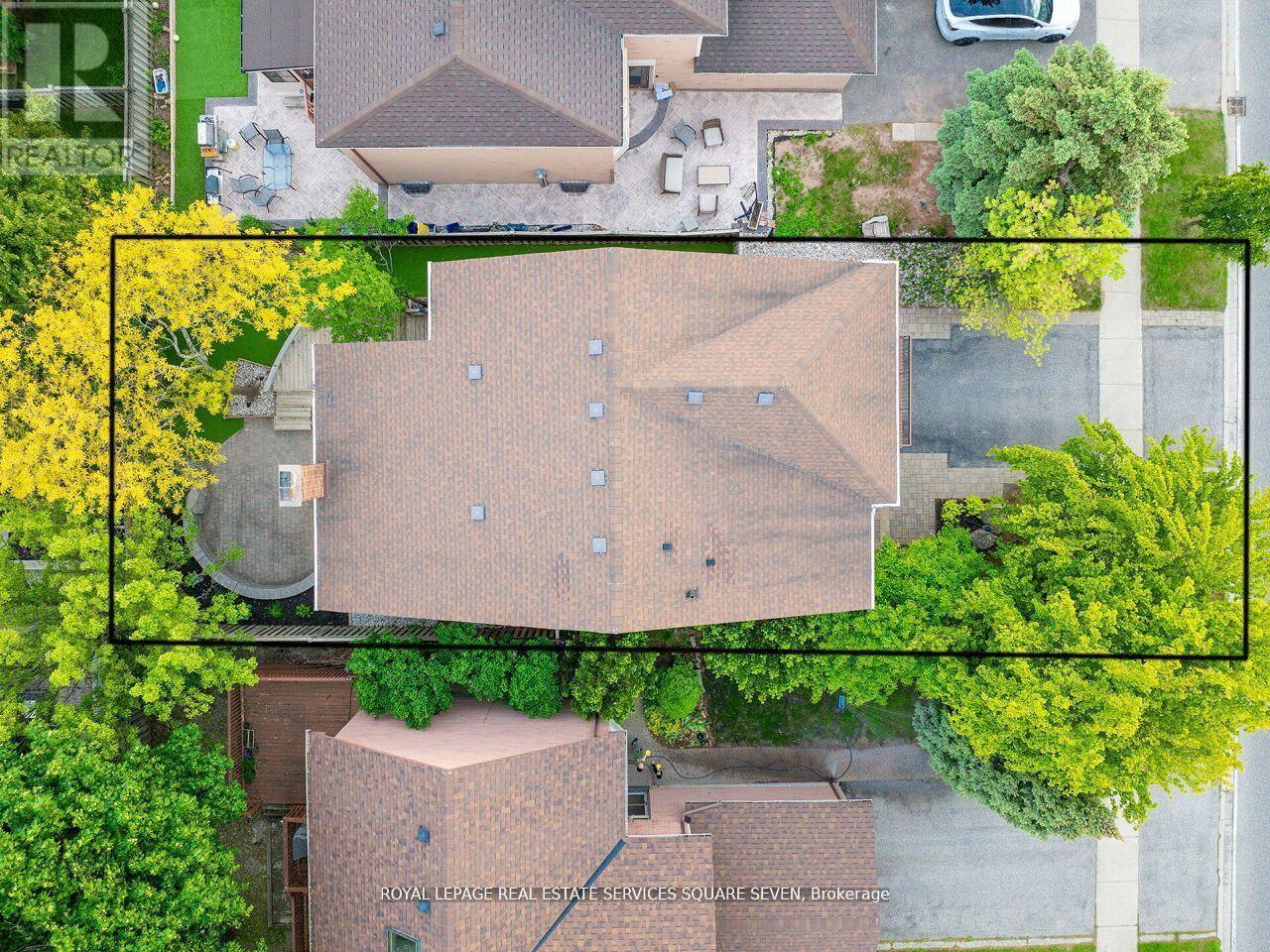 Photo 33 of 234 Sewell Drive, Oakville ON