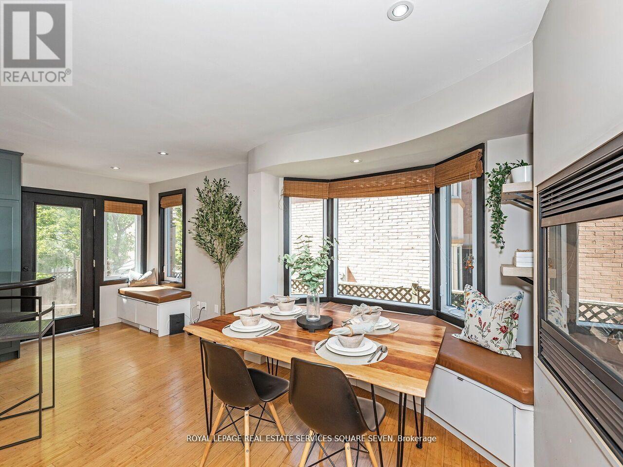 Photo 6 of 234 Sewell Drive, Oakville ON