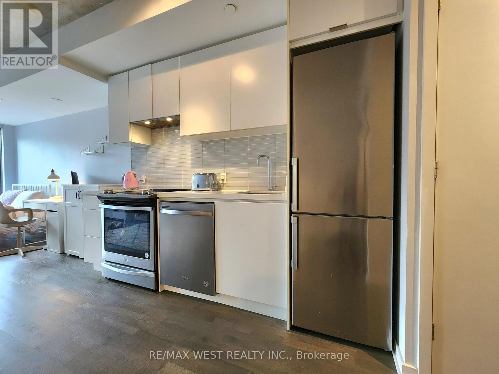 Photo 2 of 306 60 Colborne Street, Toronto ON
