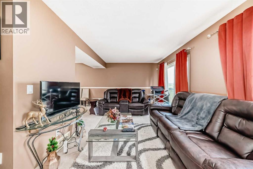 Single Family House for Sale in   Hidden Hills Terrace NW Hidden Valley Calgary 
