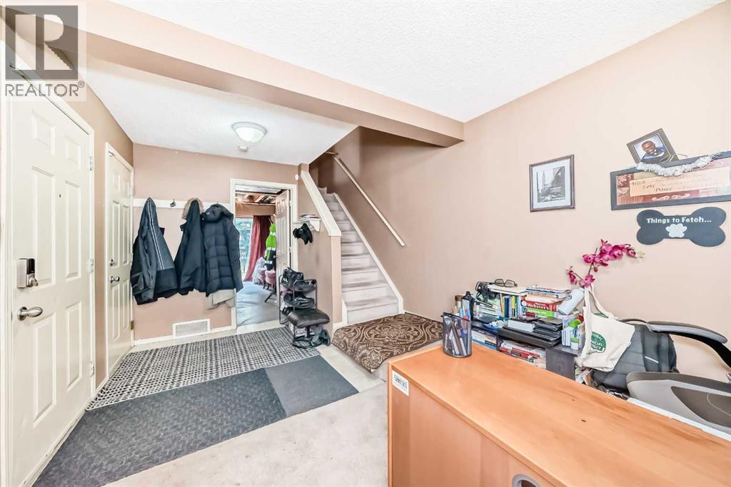 Single Family House for Sale in   Hidden Hills Terrace NW Hidden Valley Calgary 