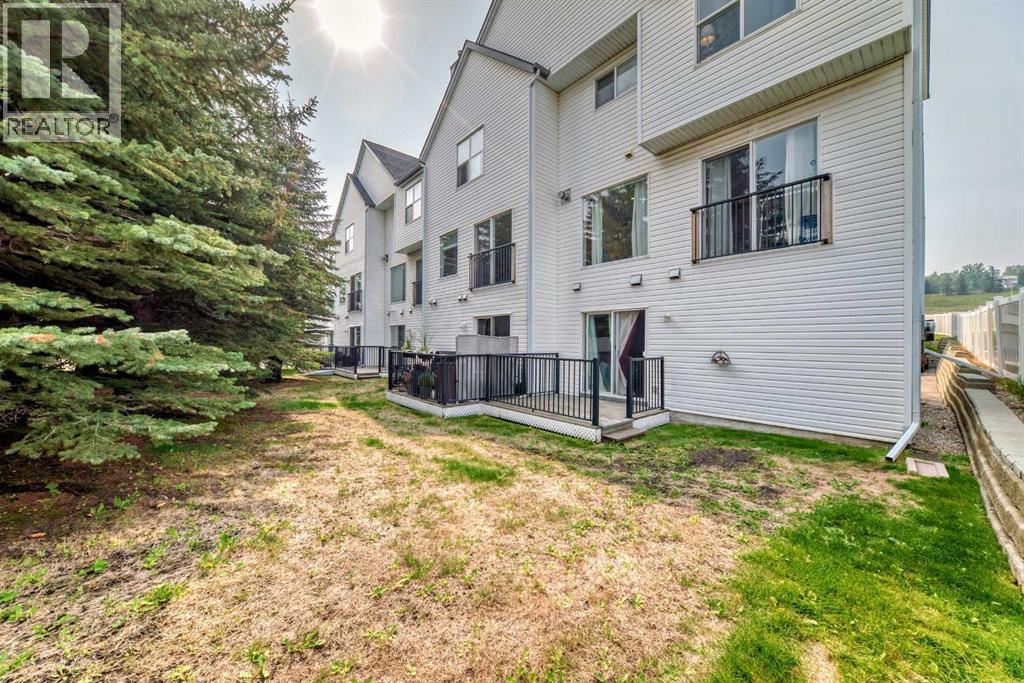 Single Family House for Sale in   Hidden Hills Terrace NW Hidden Valley Calgary 