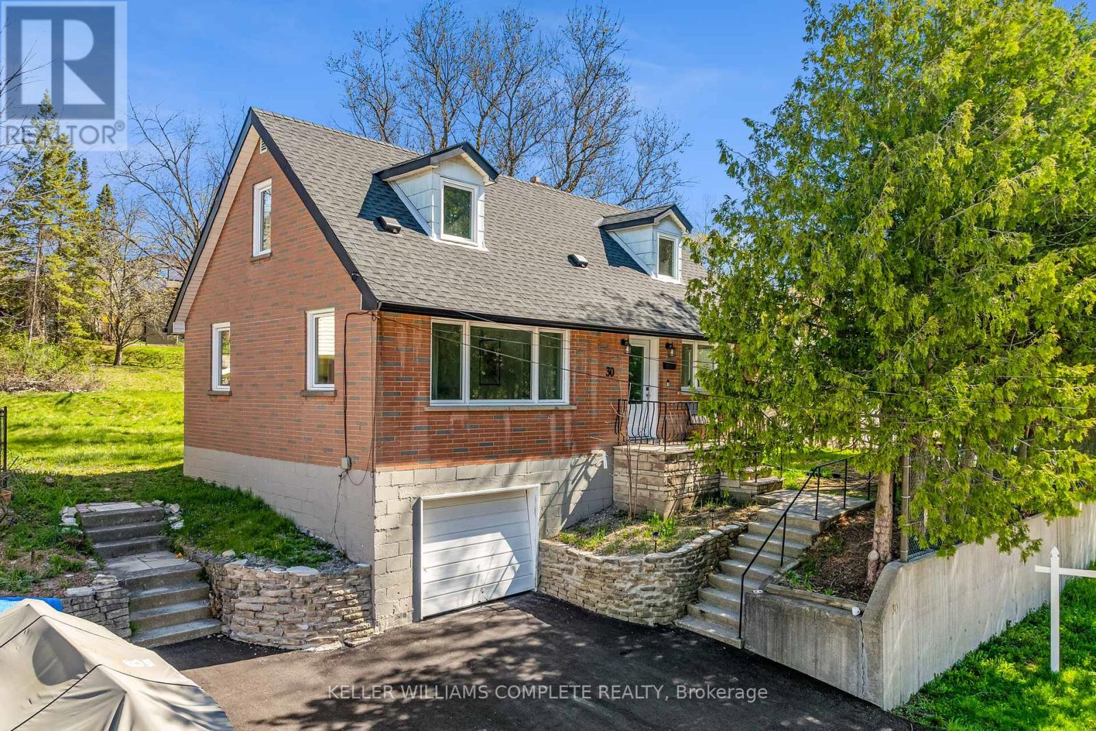 Photo 1 of 30 Ann Street, Hamilton ON