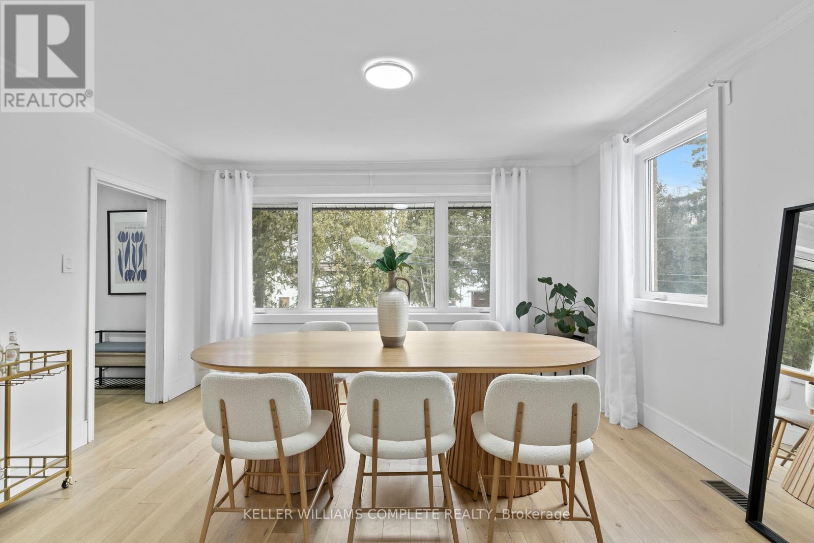 Photo 10 of 30 Ann Street, Hamilton ON