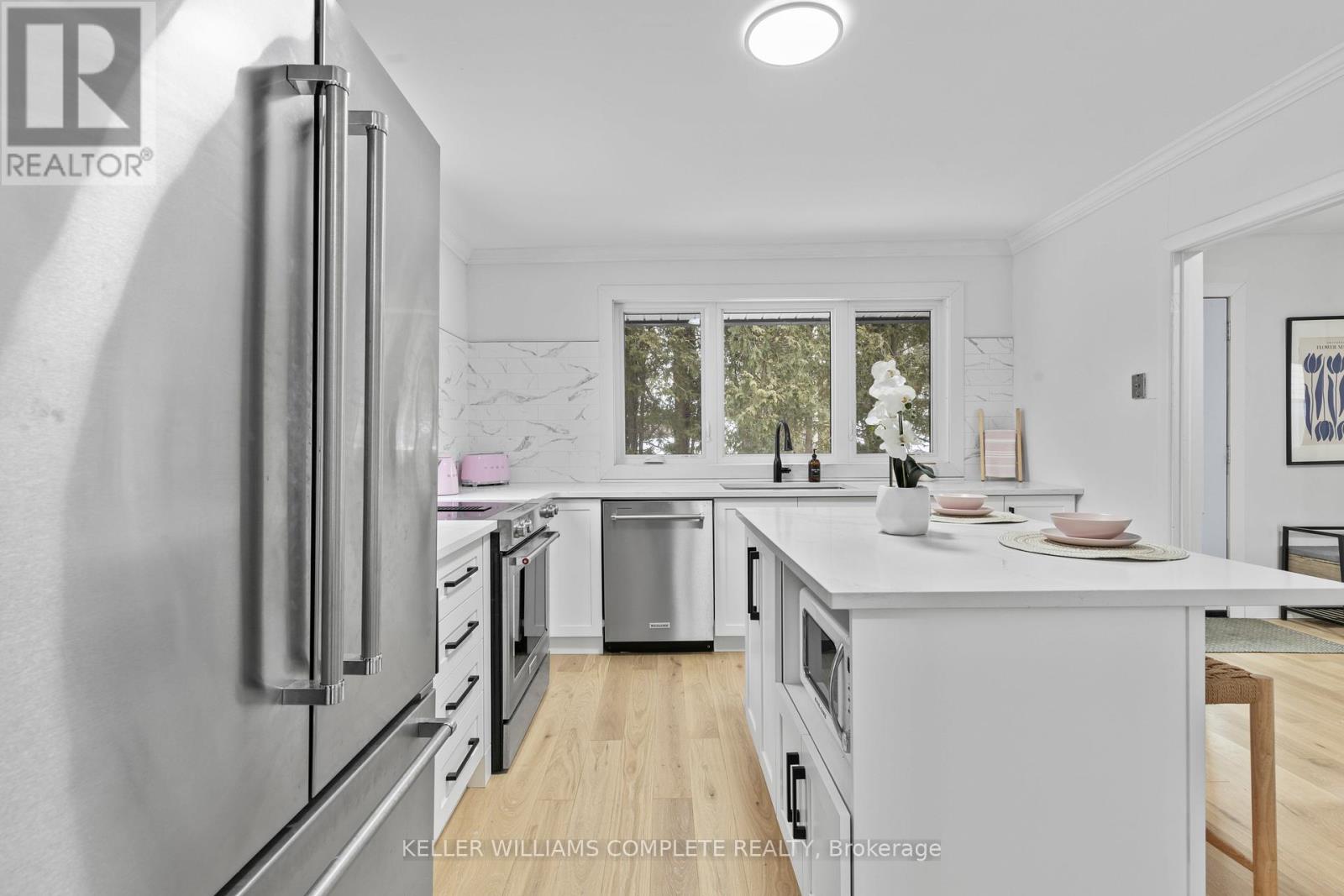 Photo 12 of 30 Ann Street, Hamilton ON