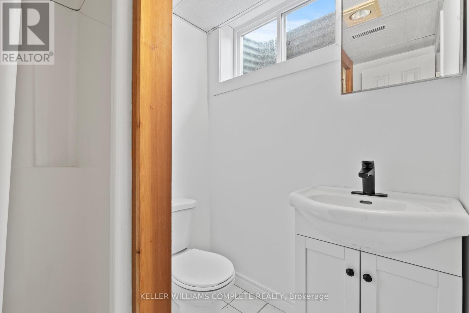 Photo 25 of 30 Ann Street, Hamilton ON
