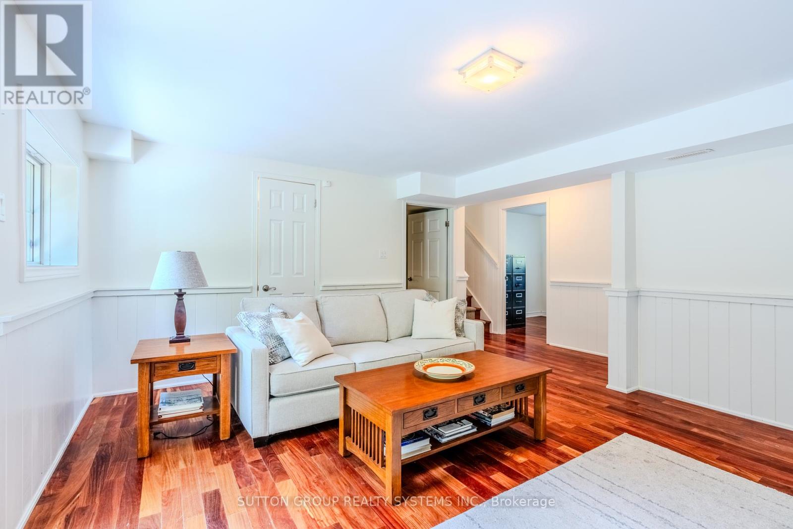 Photo 26 of 17 William Rex Crescent, Erin ON