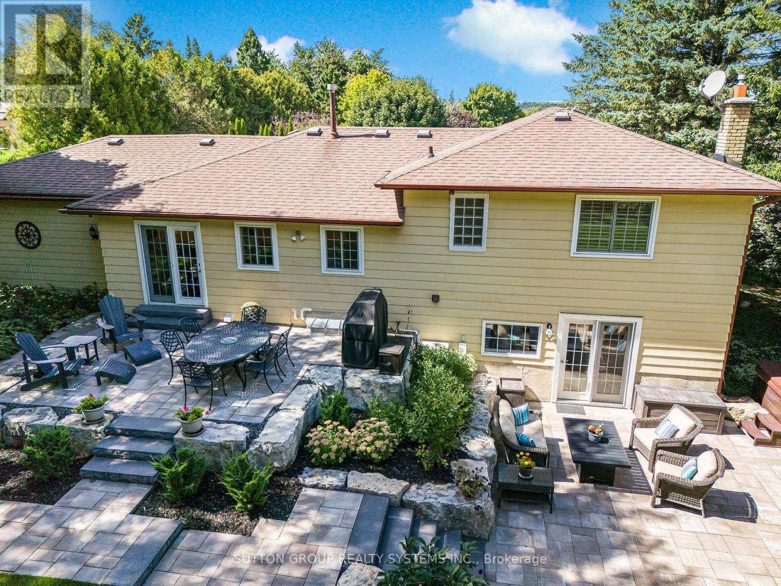 Photo 35 of 17 William Rex Crescent, Erin ON