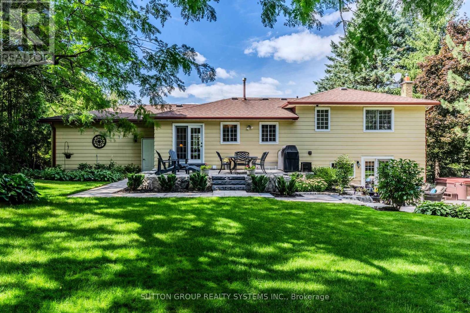 Photo 6 of 17 William Rex Crescent, Erin ON