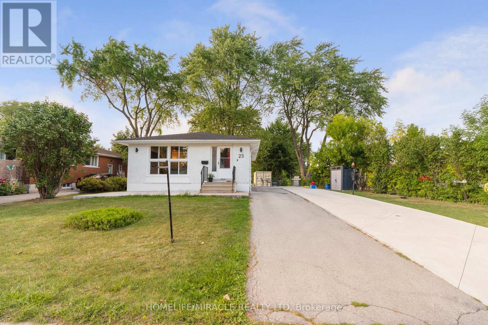 Photo 6 of 23 Thorley Drive, Hamilton ON