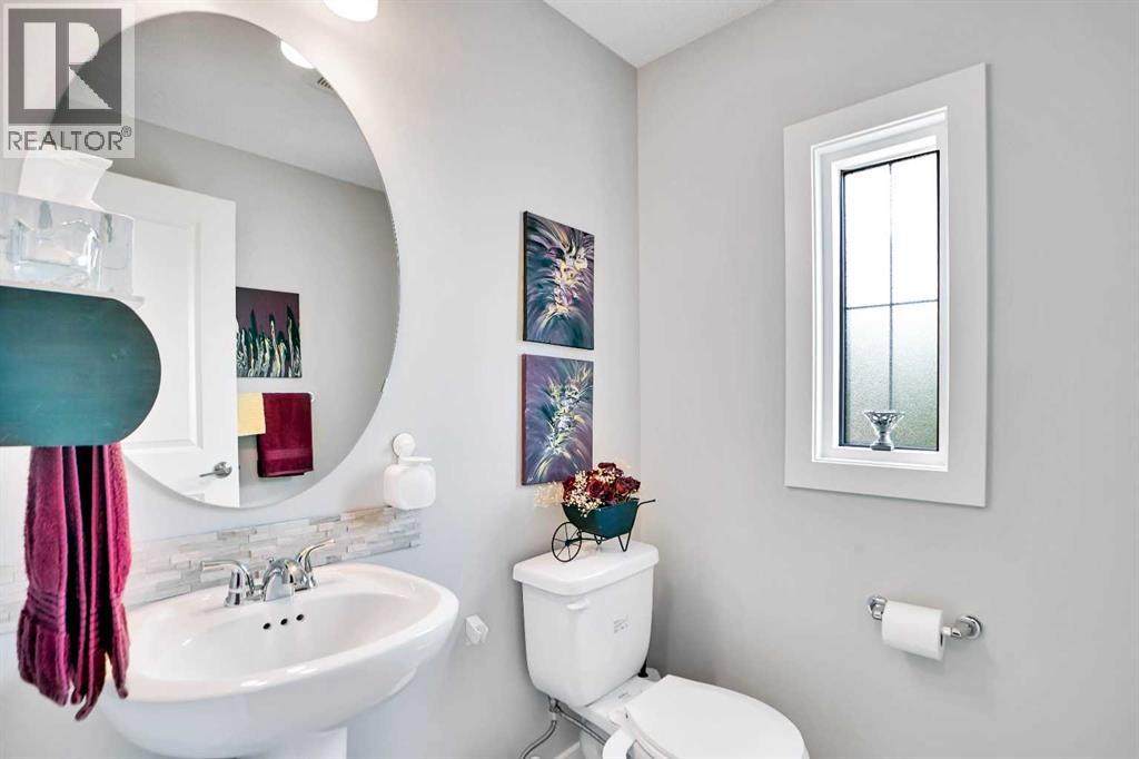 Photo 23 of 64 Howse Drive Ne, Calgary AB
