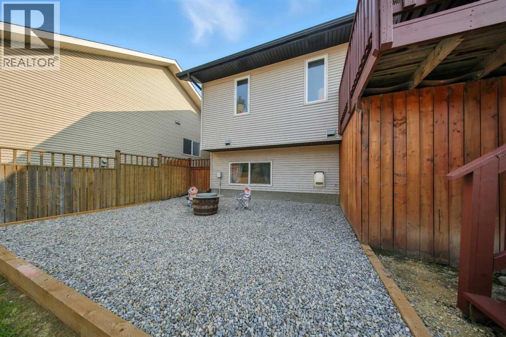 Photo 31 of 28 Irving Crescent, Red Deer AB