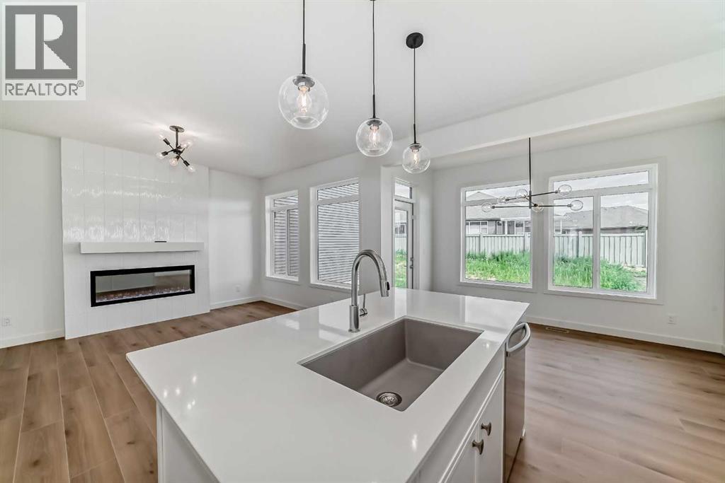 Photo 5 of 22128 81 Avenue Nw, Edmonton AB