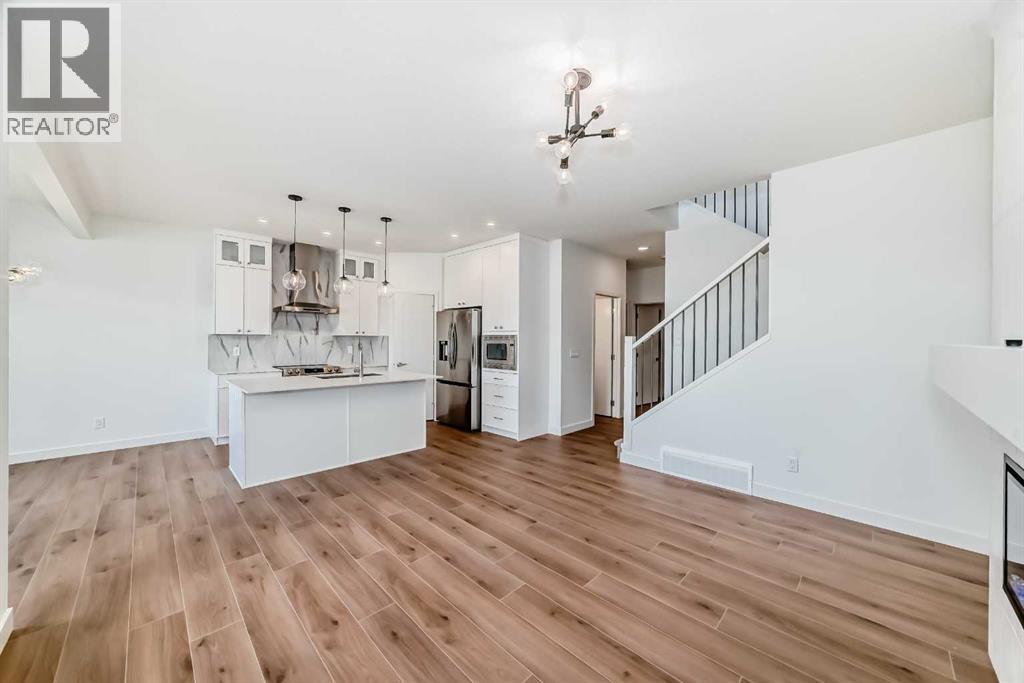 Photo 9 of 22128 81 Avenue Nw, Edmonton AB