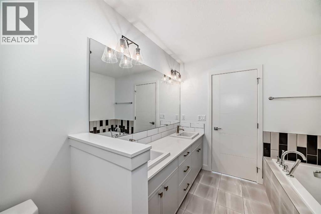 Photo 21 of 22128 81 Avenue Nw, Edmonton AB