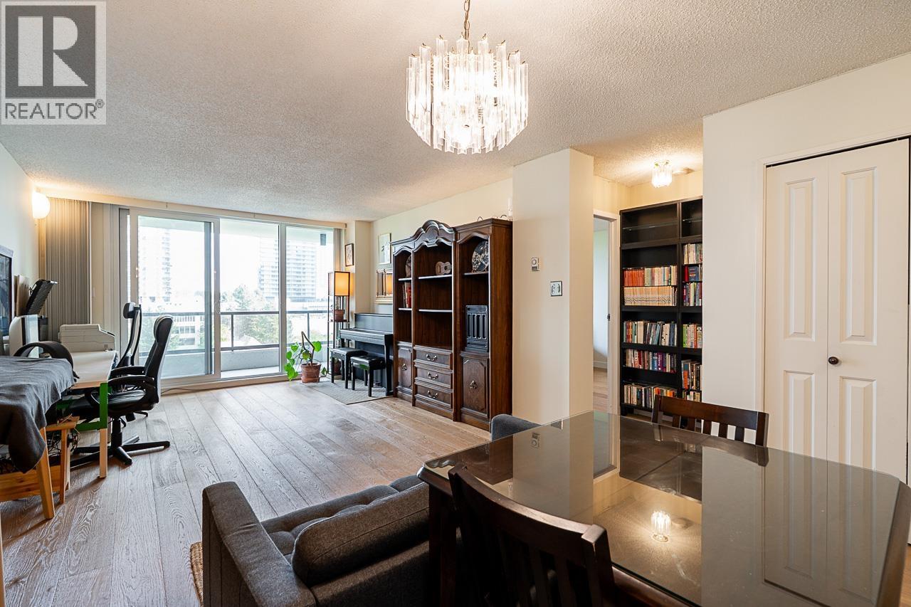 Photo 9 of 804 4353 Halifax Street, Burnaby BC