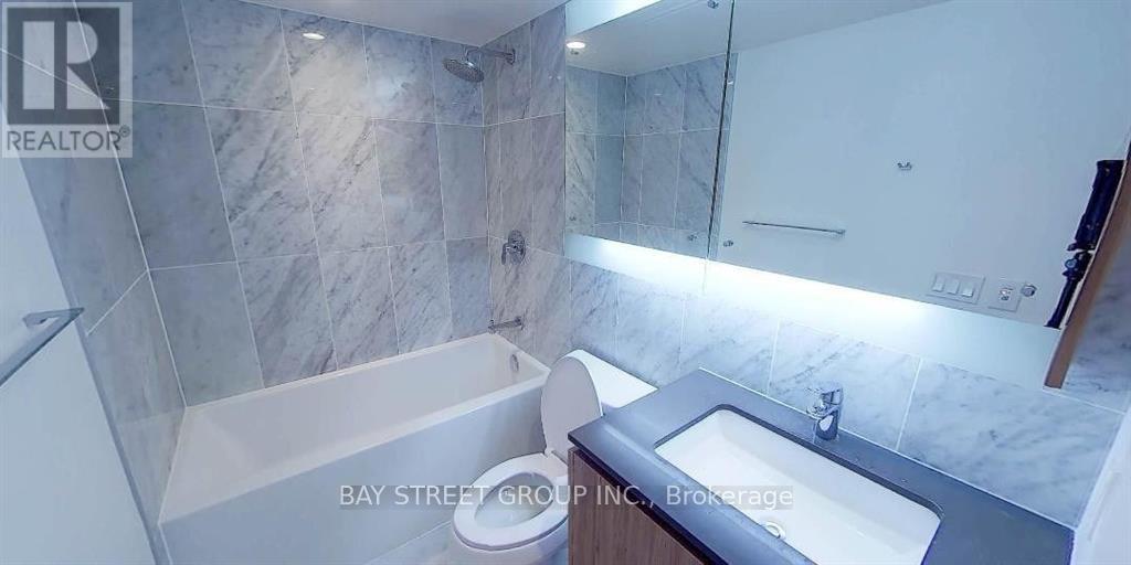 Photo 10 of 1502 80 Queens Wharf Road, Toronto ON