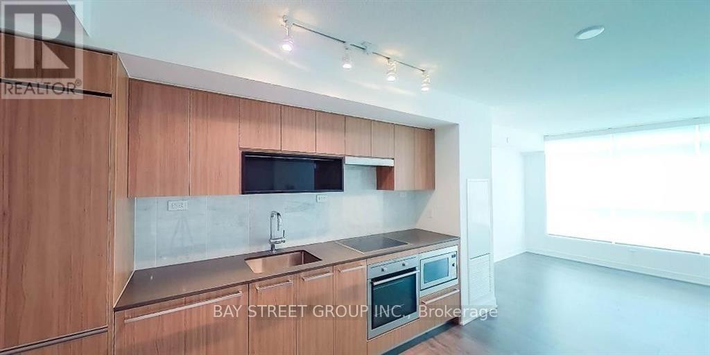 Photo 6 of 1502 80 Queens Wharf Road, Toronto ON