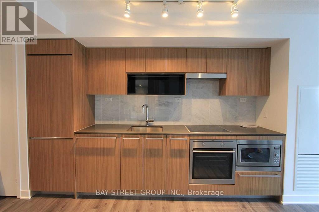 Photo 7 of 1502 80 Queens Wharf Road, Toronto ON