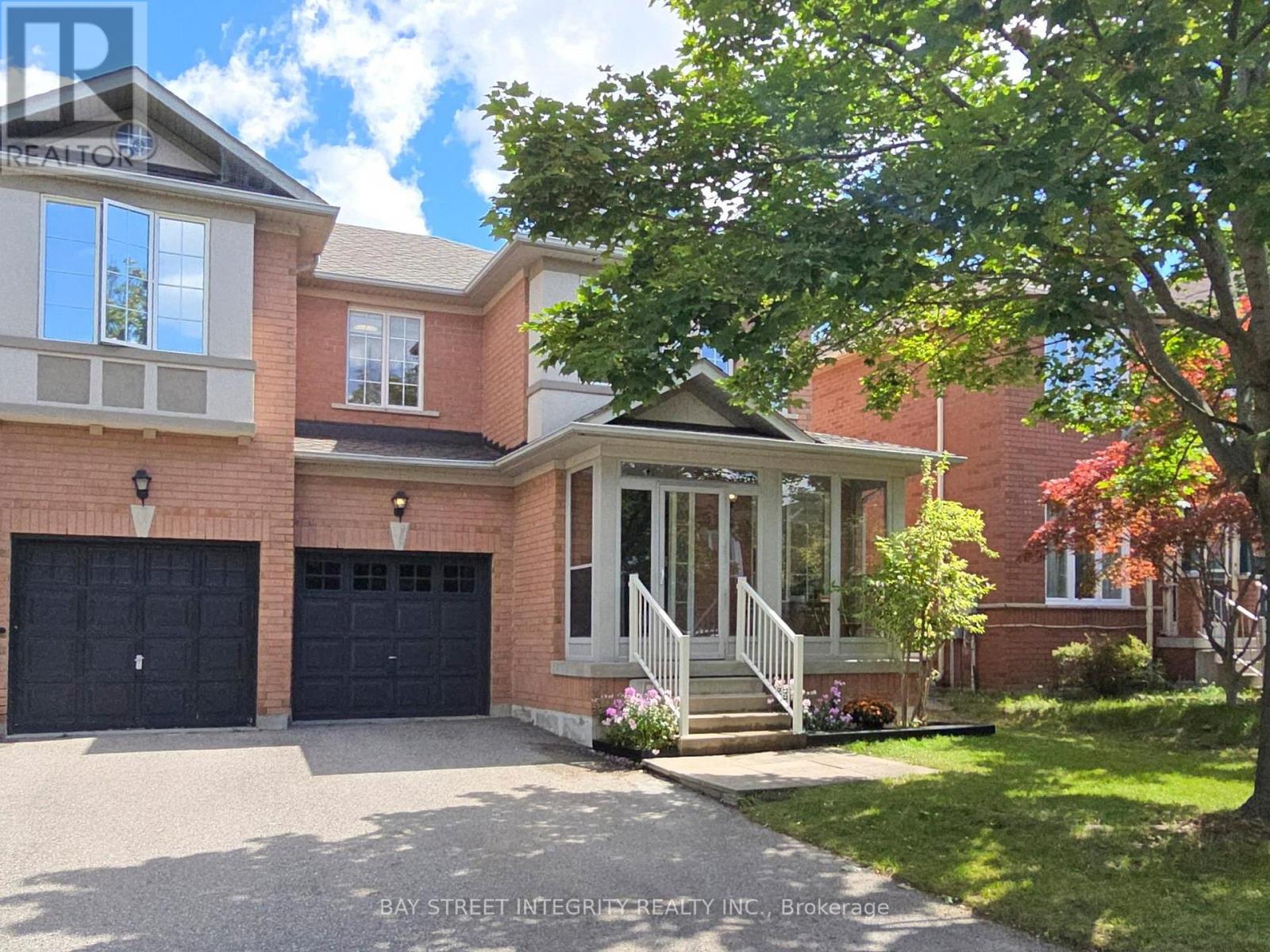 Photo 1 of 29 Holmwood Street, Richmond Hill ON