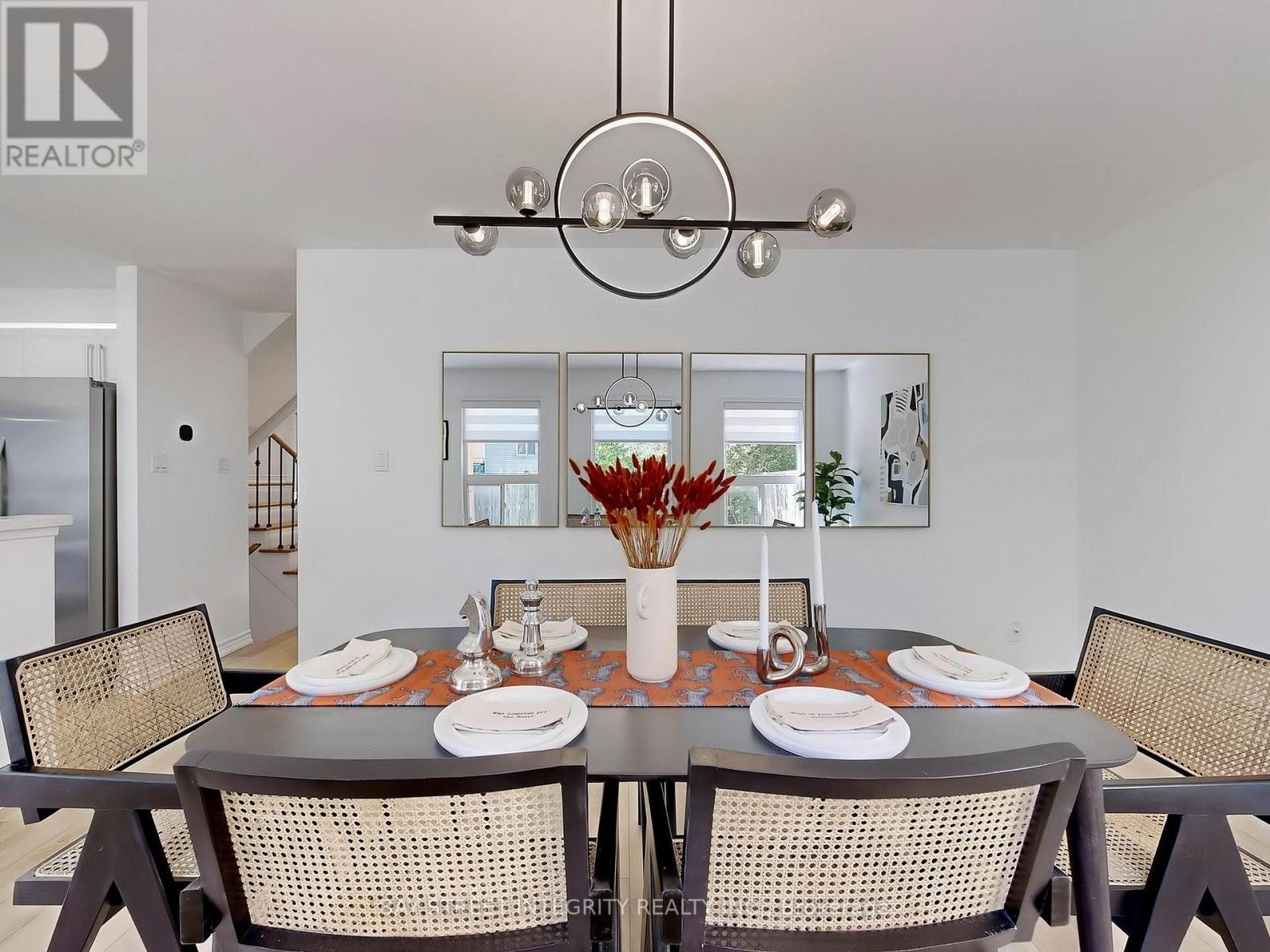 Photo 14 of 29 Holmwood Street, Richmond Hill ON