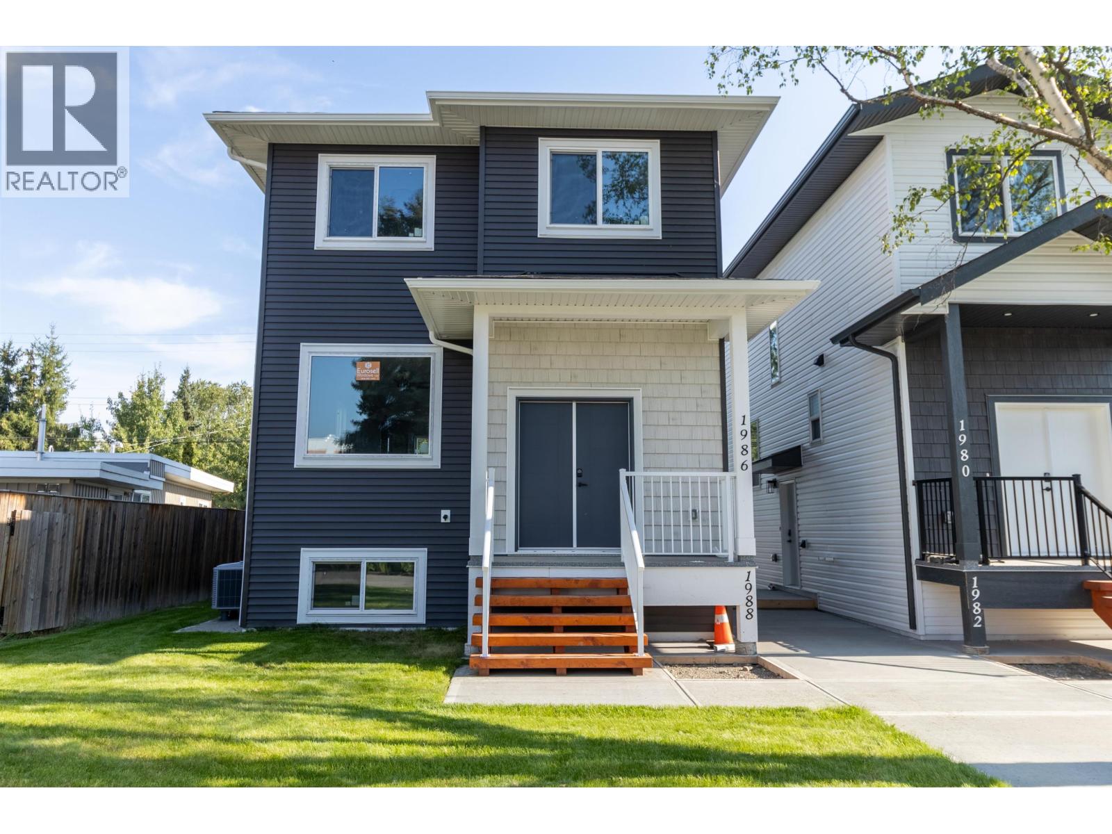 Photo 2 of 1988 12 Th Avenue, Prince George BC