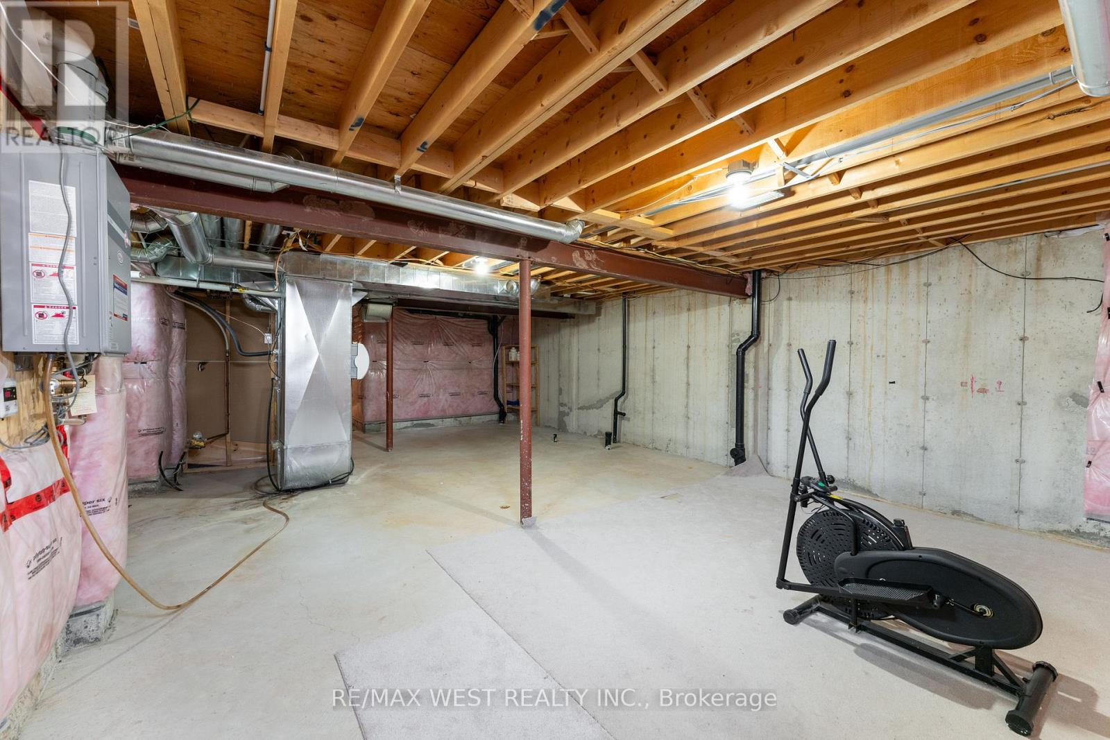 Photo 36 of 2120 Fiddlers Way, Oakville ON