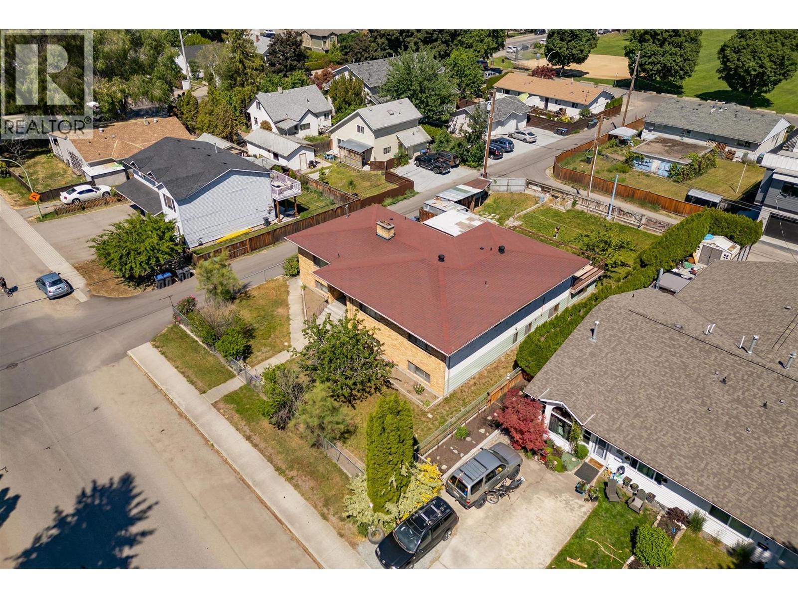 734 Francis Avenue, Kelowna