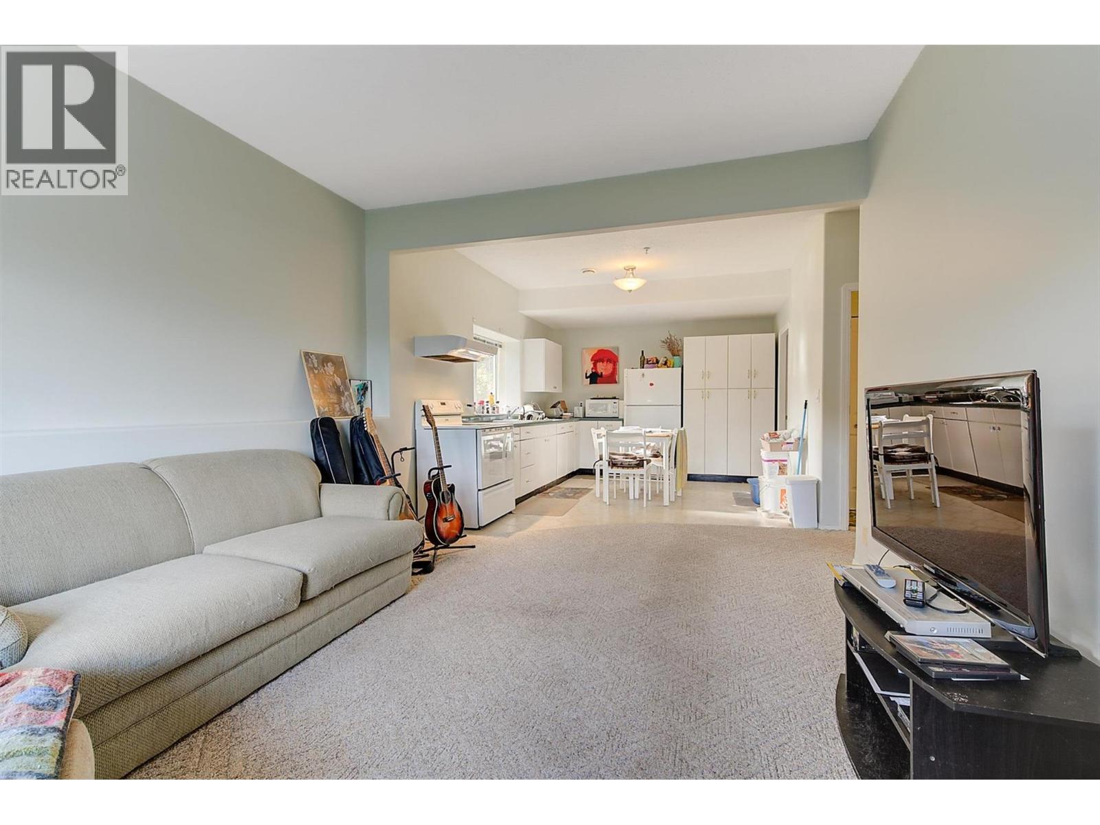 5165 Morrison Crescent, Peachland
