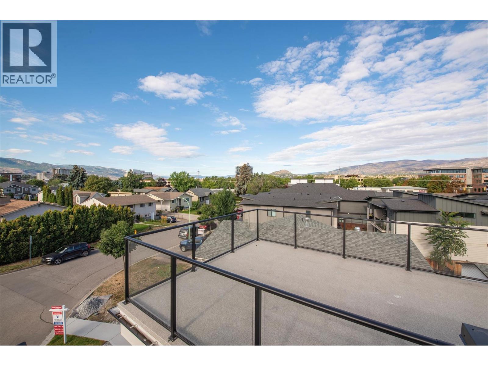 1 732 Coopland Crescent, Kelowna