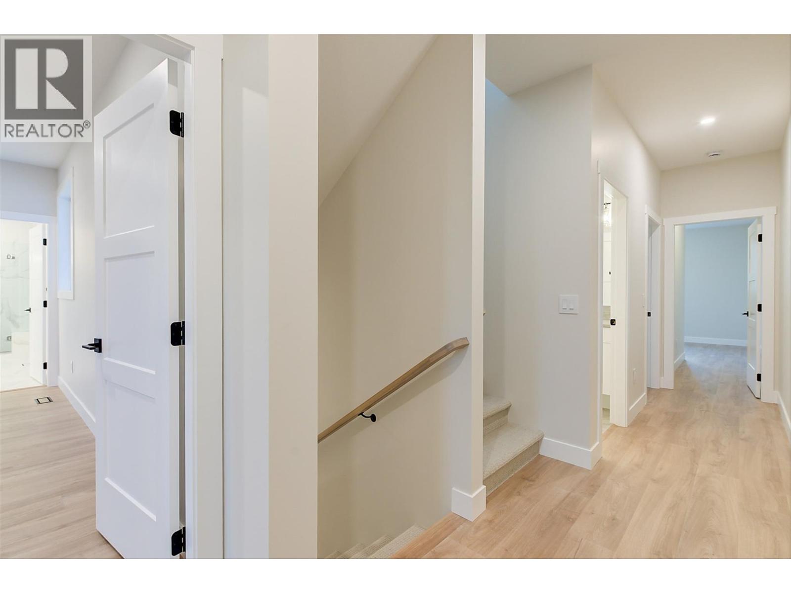 4 732 Coopland Crescent, Kelowna
