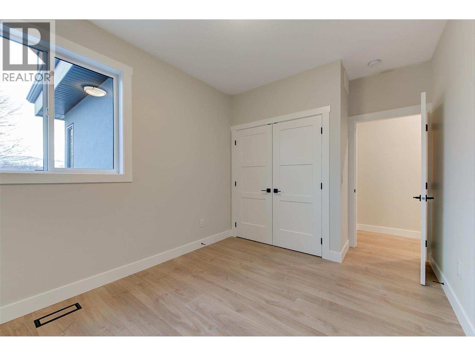 4 732 Coopland Crescent, Kelowna