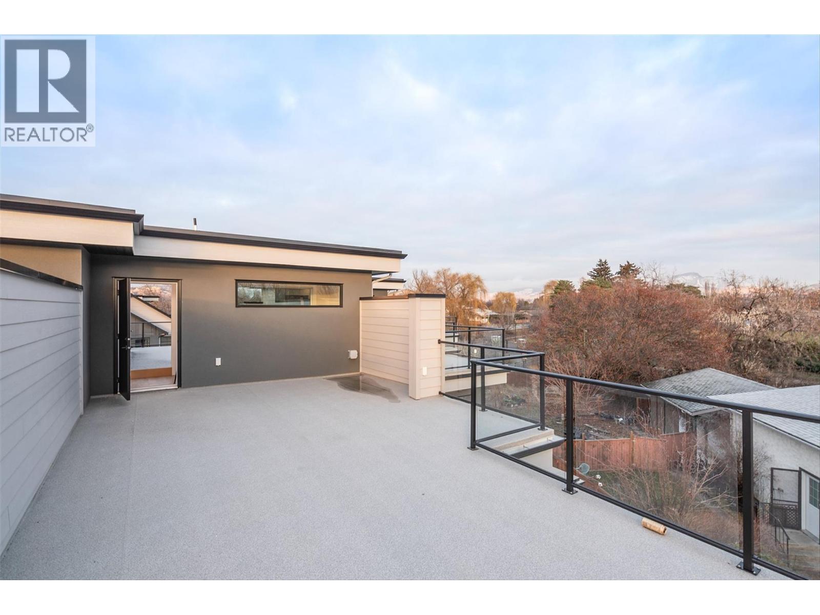 4 732 Coopland Crescent, Kelowna