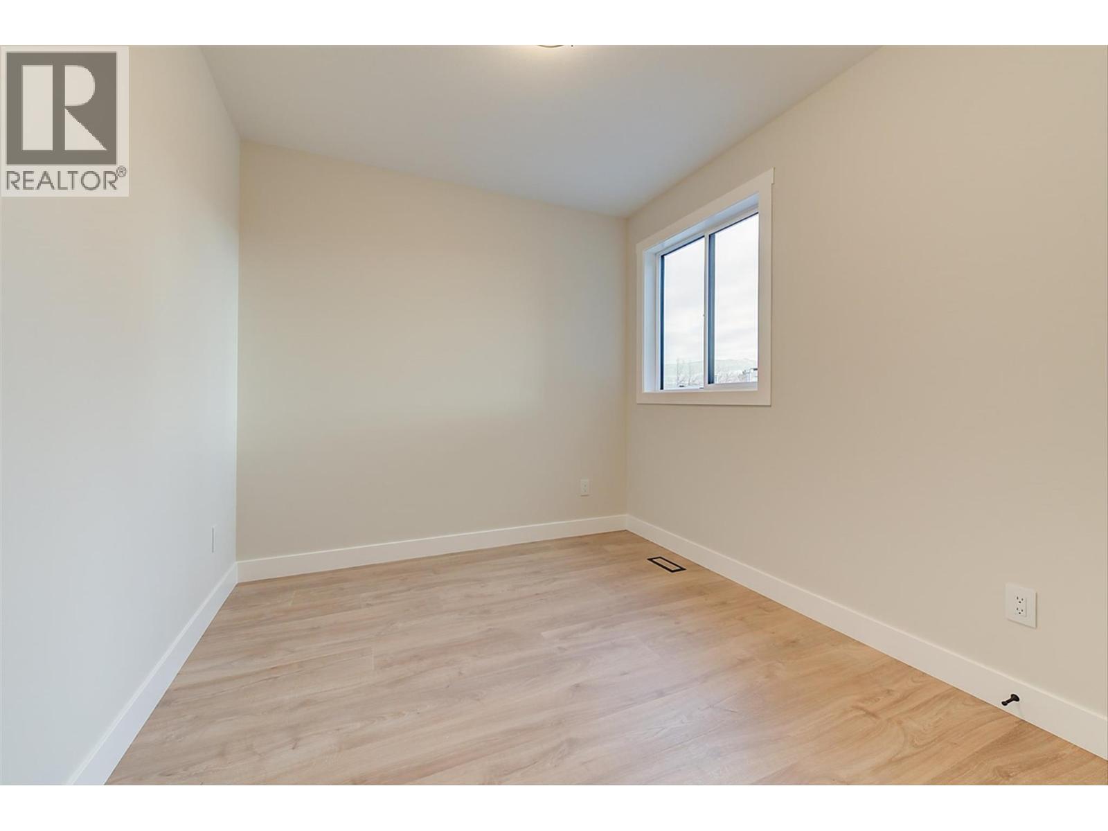 4 732 Coopland Crescent, Kelowna