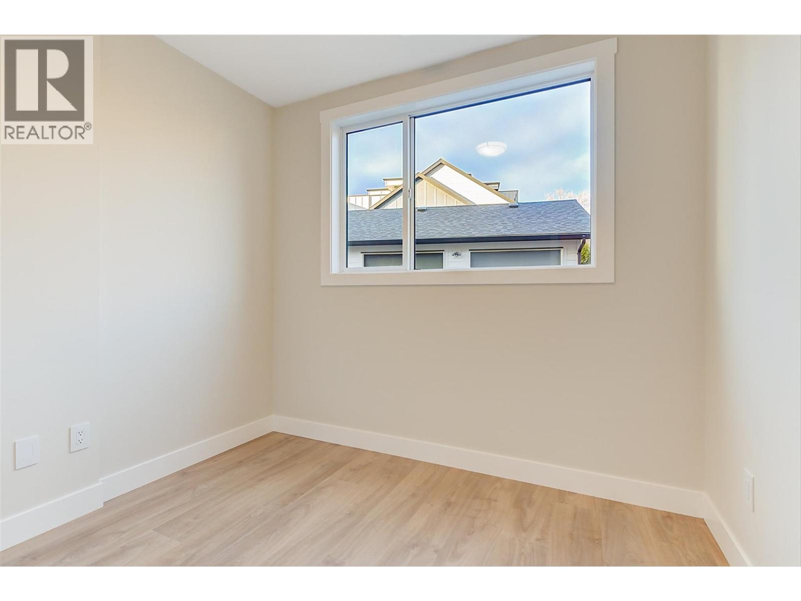 4 732 Coopland Crescent, Kelowna
