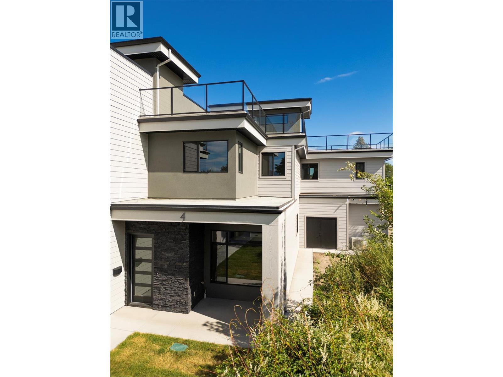 4 732 Coopland Crescent, Kelowna