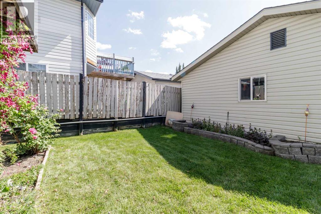 Single Family House for Sale in  Covington Close Coventry Hills Calgary 