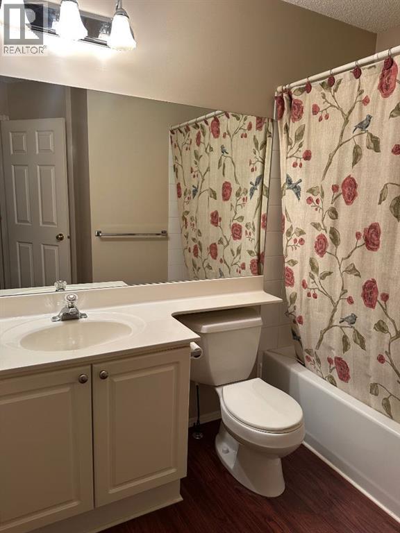 Single Family House for Sale in  Covington Close Coventry Hills Calgary 