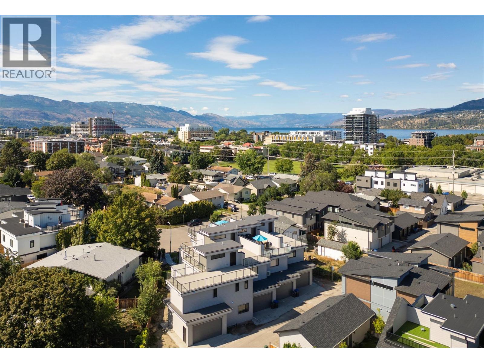 3 732 Coopland Crescent, Kelowna