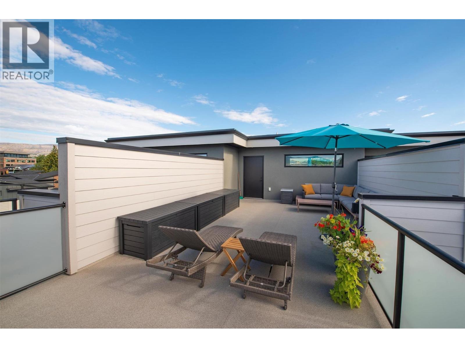 3 732 Coopland Crescent, Kelowna