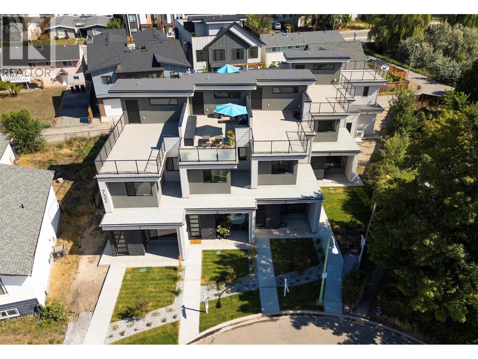 3 732 Coopland Crescent, Kelowna