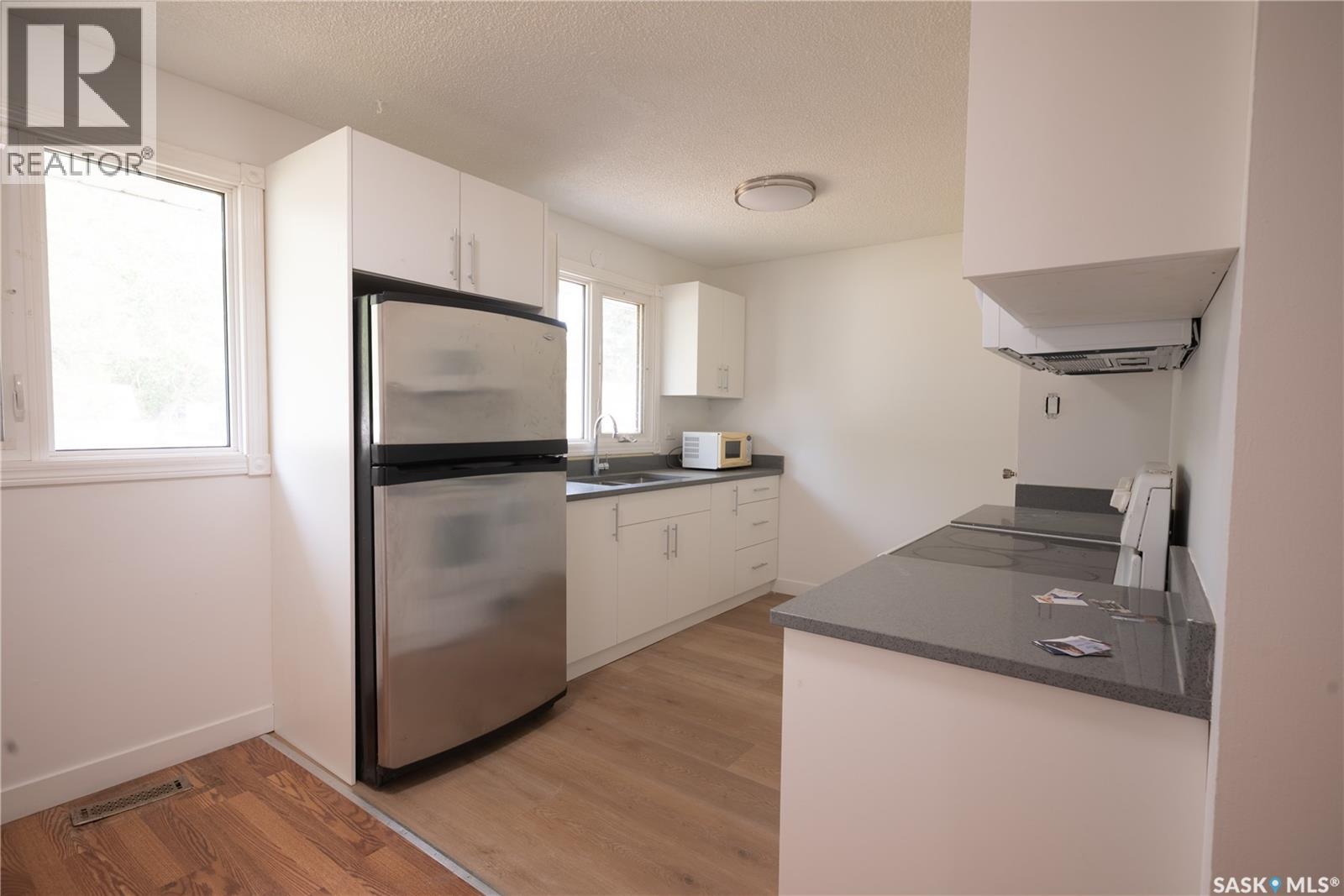Photo 7 of 183 Magee Crescent, Regina SK